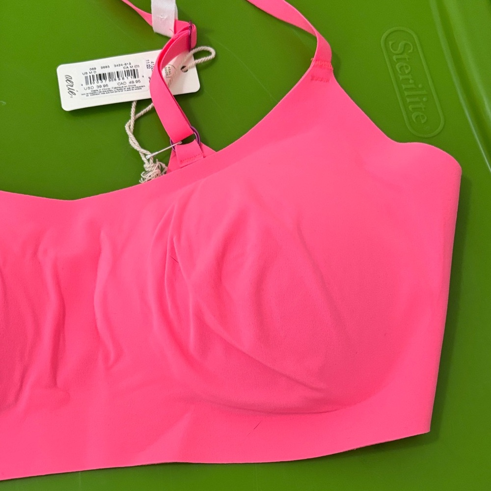 Aerie Bright Pink Wireless Bra NWT. Size medium D - Picture 3 of 9